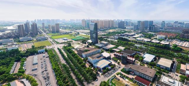 花桥有些二手房要接近三万了