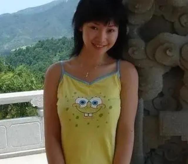 柳岩辛酸史：母親患癌，父親去世，自己也身患重病，41歲不婚不孕 娛樂八卦吃瓜 第7张