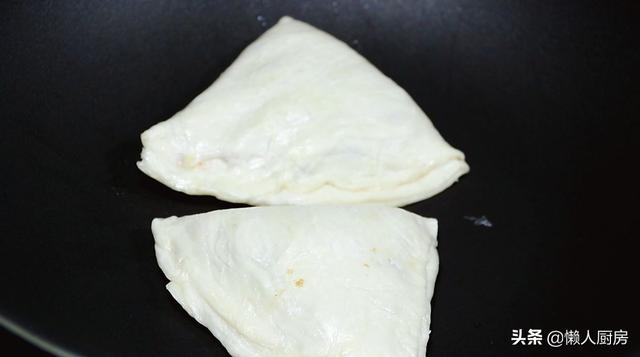 30歲寶媽曬早餐餅，挑食的孩子看了也愛吃，學會了就可以擺攤 熱愛美食 第17张