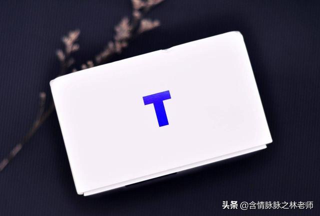 七夕送什么情人节送女友的好礼物，锦瑟香也TxBEAR 3 HIFI耳机