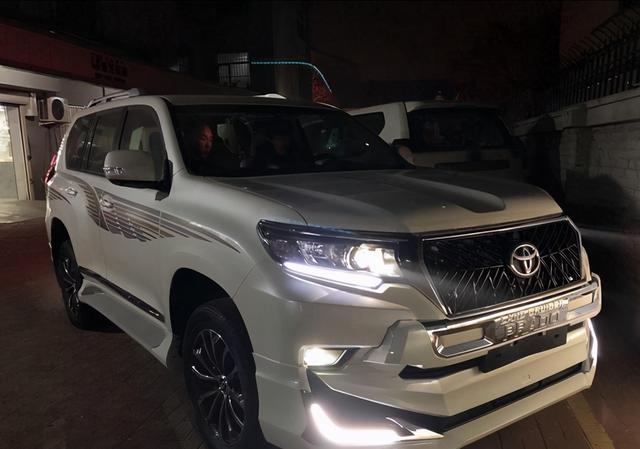 全新丰田霸道亮相，外观时尚霸气，换装2.5L引擎+CVT，或24万起