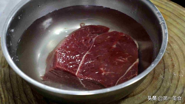 酱牛肉制作方法，10种酱牛肉制作配方集合（酱香浓郁、不散花）