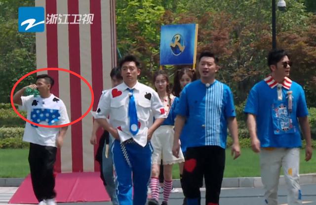 為什麼各大綜藝里漸漸看不到宋小寶了？並非被封殺，原因很現實 娛樂八卦吃瓜 第14张