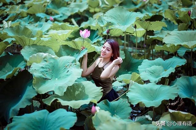 最不合群的四个星座，水瓶座天生冷感，天蝎座孤芳自赏（狮子座和什么座最配）插图1