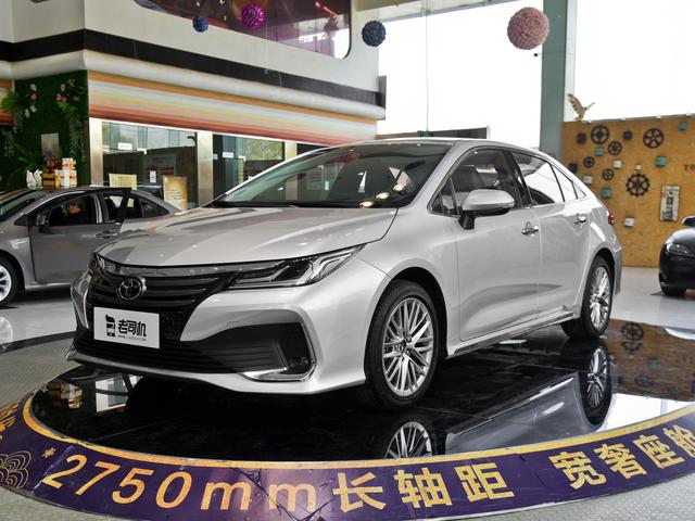 尺寸更大，换装高级别发动机，依旧自动挡，实拍亚洲狮