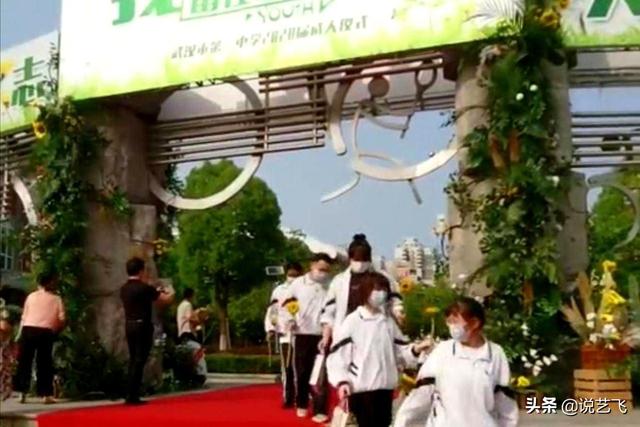 高三学生成人礼送什么礼物,适合送高三男孩的成年礼物