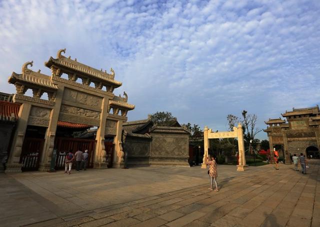 山东面积和人口，山东省面积最大和最小的市（山东省各市的市区人口、城区人口以及城市建成区排名）