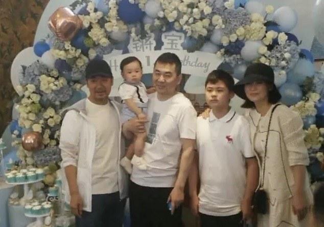 陳建斌夫婦為二胎慶生舊照曝光！蔣勤勤高齡生二胎，四口人太恩愛 娛樂八卦吃瓜 第2张