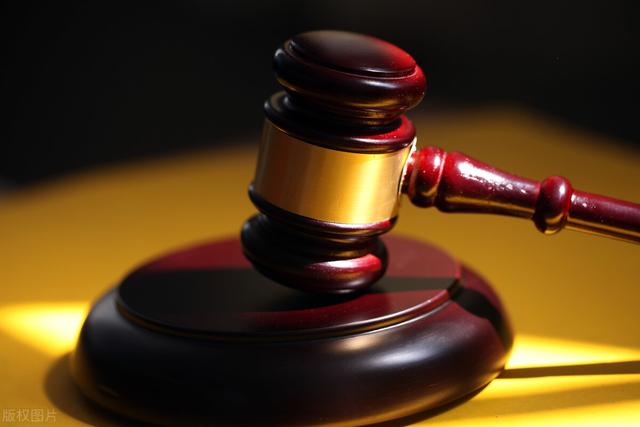 “化马腾”利用特定微信版本“定点暴力加粉”案，被判赔500万