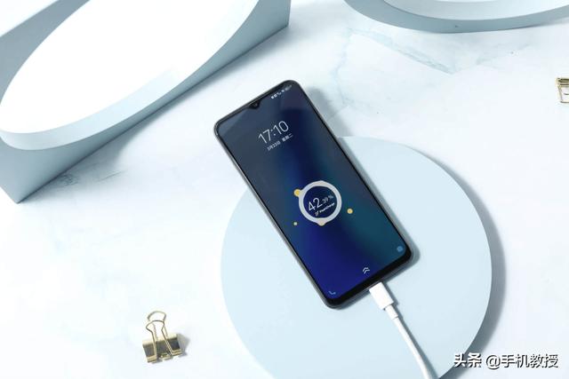 买手机主要看什么配置参数（买手机要怎么选择好呢）