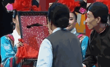 巩汉林回忆赵丽蓉离世，1999年赵丽蓉被肺癌折磨的痛不欲生