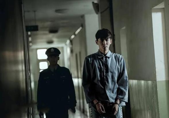 吳亦凡丑聞被揭，經紀公司沒有責任嗎？央視連線法律顧問給出答案 娛樂八卦吃瓜 第7张