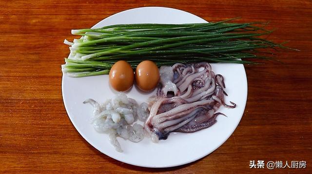 夏季，吃雞鴨魚肉不如吃這個餅，營養好，做法又簡單，還不用揉面 熱愛美食 第1张
