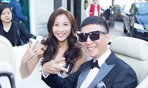孫紅雷和妻子的感情有多好？兩人深夜散步十指緊扣，活成模範夫妻 娛樂八卦吃瓜 第3张