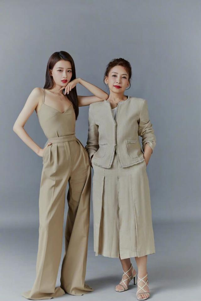 「京圈太子妃」孫怡曬和親媽合影，母女倆如同復制粘貼，基因強大 娛樂八卦吃瓜 第4张