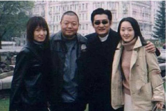 四次登春晚的頂流歌手，與恩師同居懷孕被逼墮胎，如今52歲沒人娶 娛樂八卦吃瓜 第9张