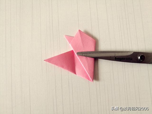 剪纸手工五角星步骤五角星最简单的剪法