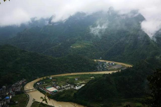 矮寨大桥是世界第一，矮寨特大悬索桥