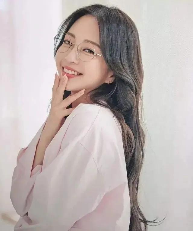 韩国最漂亮的十大美女top10，2023年韩剧10大最美女星
