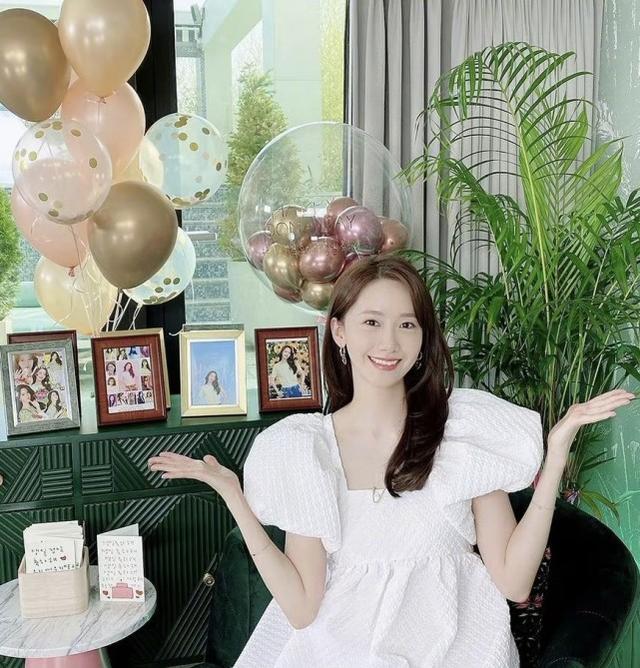 韓國頂流林允兒竟然31歲了！和粉絲一起慶生，依舊18歲少女臉 娛樂八卦吃瓜 第1张