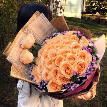 过生日送什么花 女朋友生日送什么好 送女朋友什么礼物好