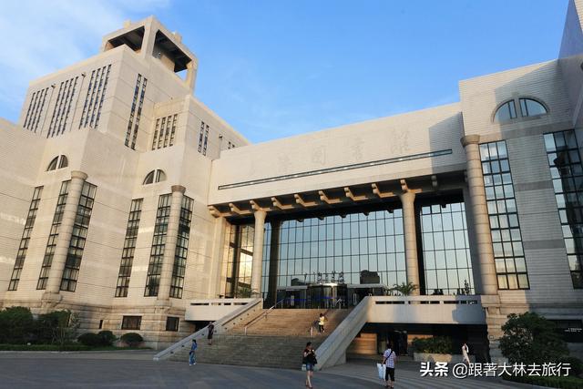 上海纪念品和礼物,送姐姐有纪念意义的礼物