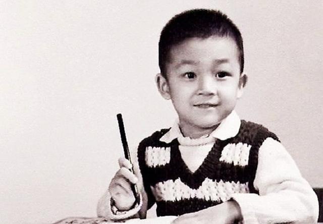47歲的潘粵明：從「玉面小生」到「油膩大叔」，是誰毀了他？ 娛樂八卦吃瓜 第2张