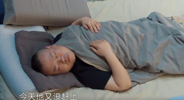 岳雲鵬年收入近3000萬，看完德雲社抽成，真不明白曹雲金為何要走 娛樂八卦吃瓜 第4张