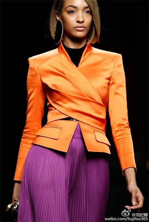 4色经典配色方案，一个较冷门的配色技巧