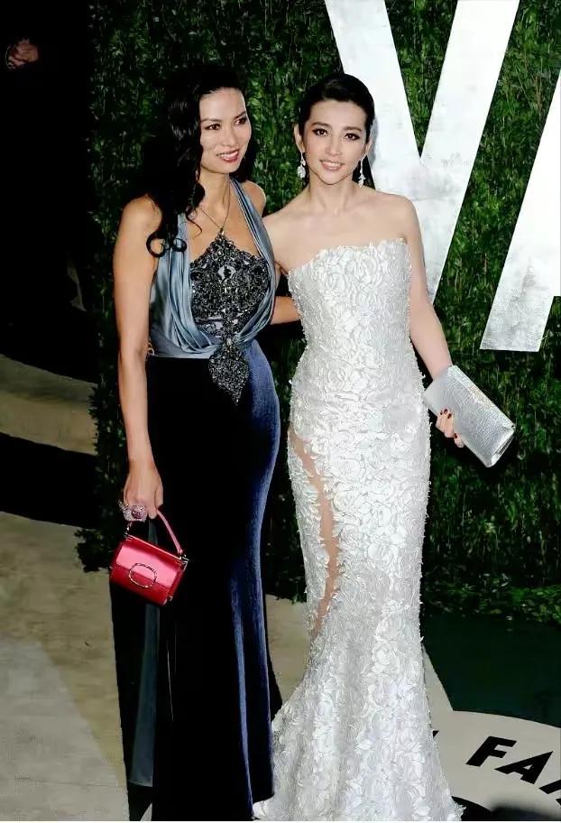 周冬雨多少岁了今年多大，32岁周冬雨被质疑面相变了