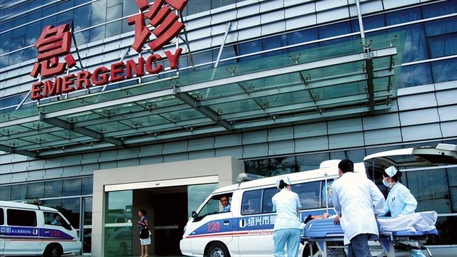 心脏猝死前最主要的三大表现，猝死前三个征兆不止一次提醒过你（生活中心脏猝死前有哪6个明显症状）