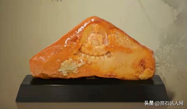 最新黄龙玉珍品原石，被冠名为《国玉》的黄龙玉