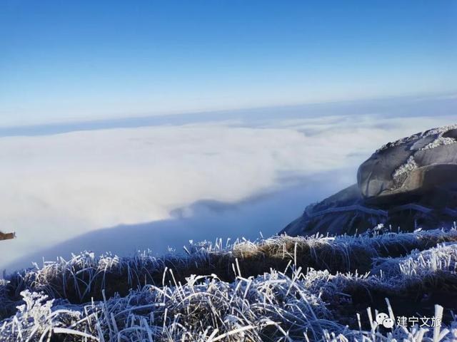 金饶山三明这里迎来2022年第一场雪