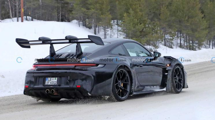 保时捷911 gt3 rs谍照曝光 外观套件很夸张 2022年发布交付