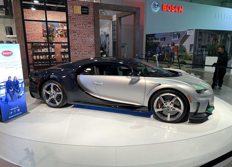 布加迪chiron super sport亮相ces 2022 限量发售大约2300万元