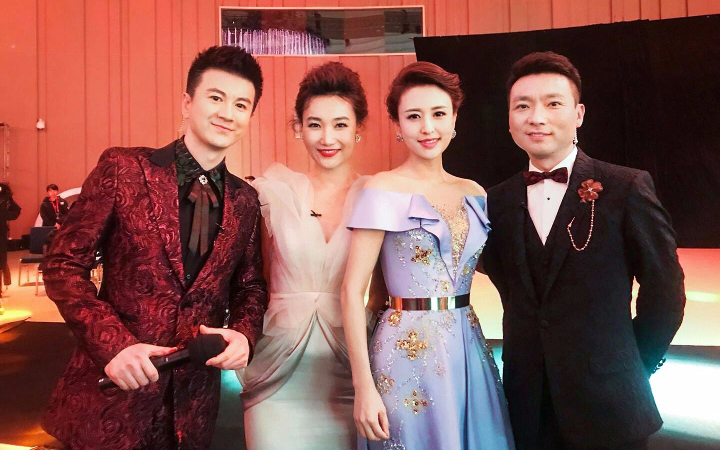 李梓萌简历个人资料简介新闻联播女主播李梓萌010203
