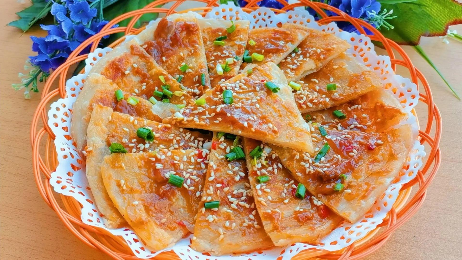 自制手抓饼皮的做法（13个步骤制作简单干净又卫生）