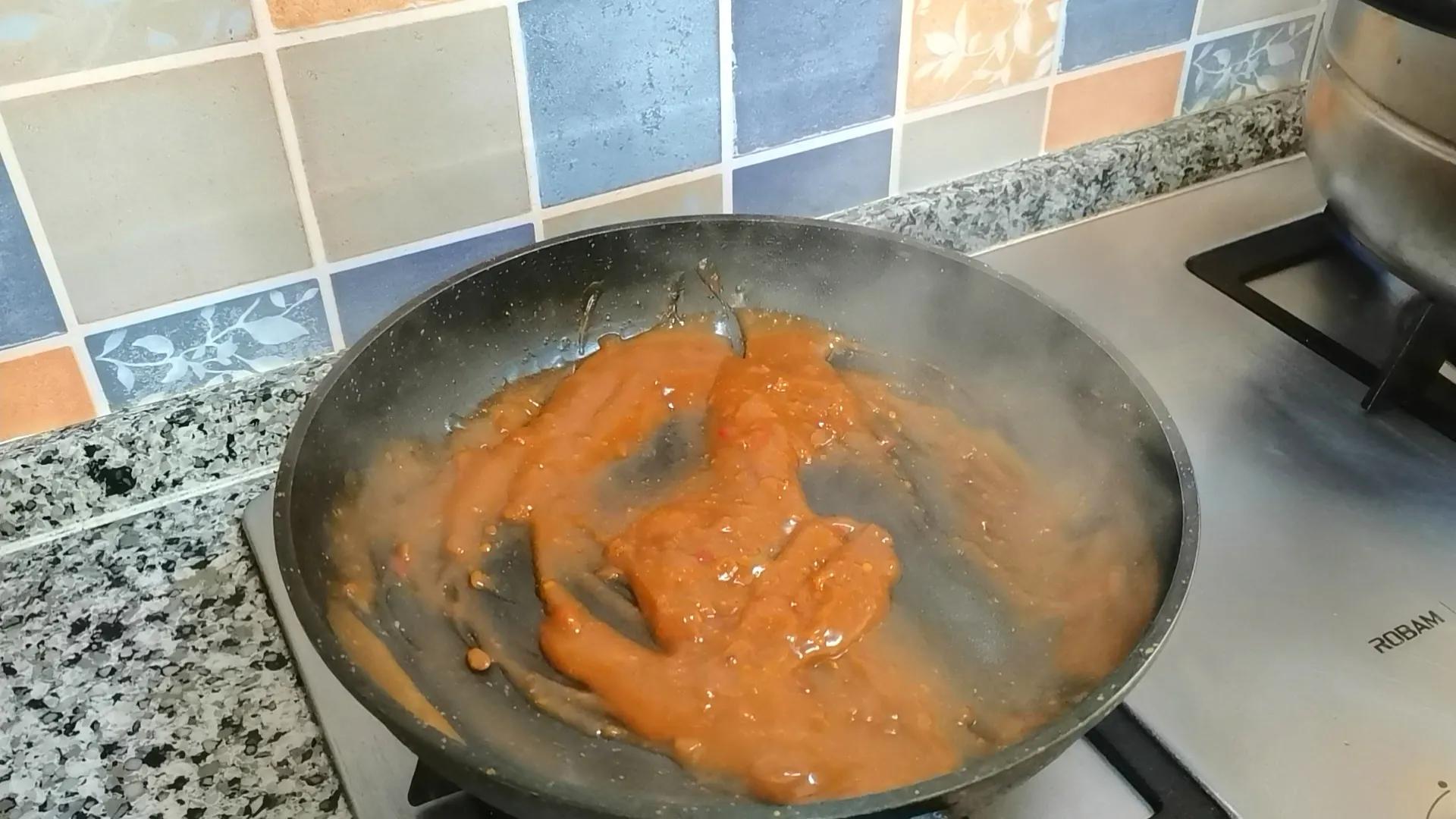 自制手抓饼皮的做法（13个步骤制作简单干净又卫生）