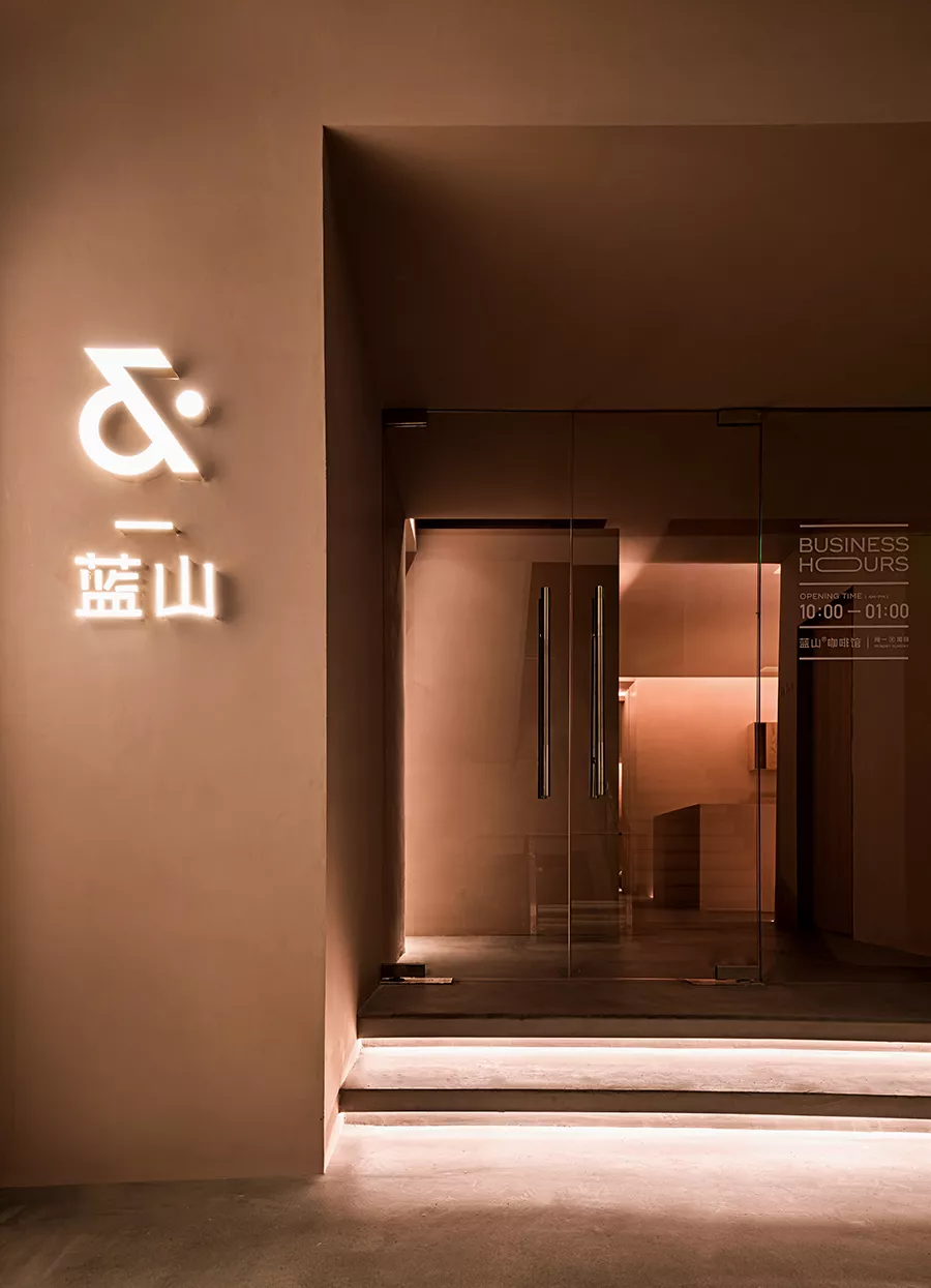 6个养眼的咖啡厅设计|溢出屏幕的设计感