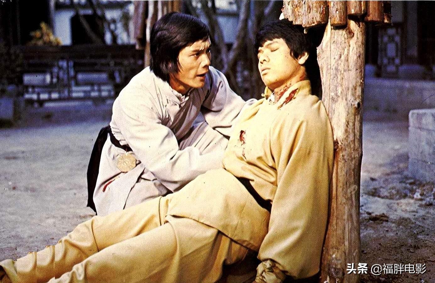比如王羽的《独臂拳王大战血滴子,黄家达的《雍正命丧少林门》