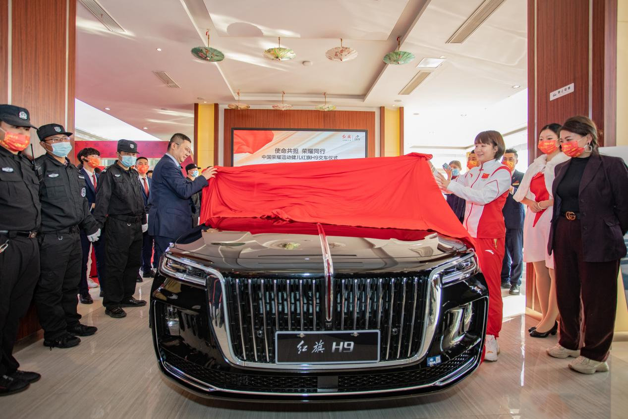 所以我认为今后可能会有更多的中国知名的企业家 会把红旗h9 定制汽车