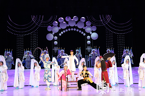 “五一”：黑龙江省龙江剧艺术中间“云剧院”节目单来了！典范剧目与观众线上见