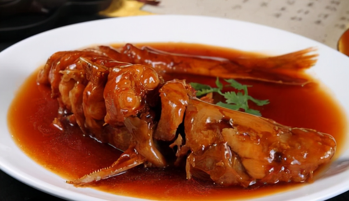 去魔都上海旅游，这十大特色美食一定要品尝一下，真的太美味了