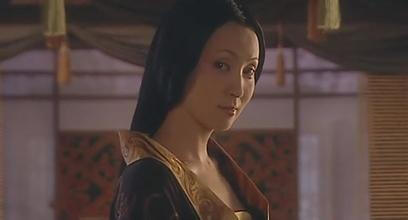 彼时正值青春靓丽的陶虹,饰演了刘安之女刘陵—是个间谍.