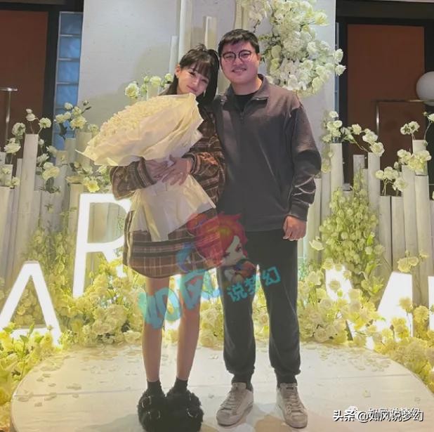 梦幻西游：电竞大佬UZI直播玩梦幻，鉴定出160级永不磨损剑