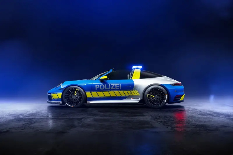 华丽的警车,techart改装保时捷911 targa,性能颜值两不误