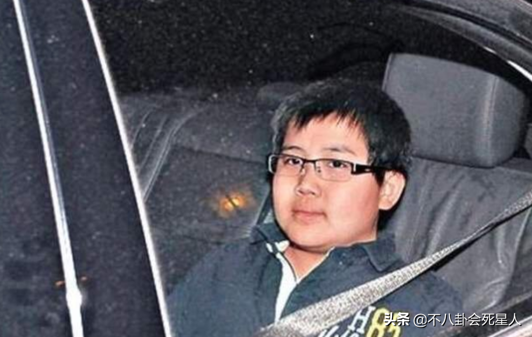 王力宏前女友Yumi吞药轻生被紧急送医，网友质疑她自导自演博同情