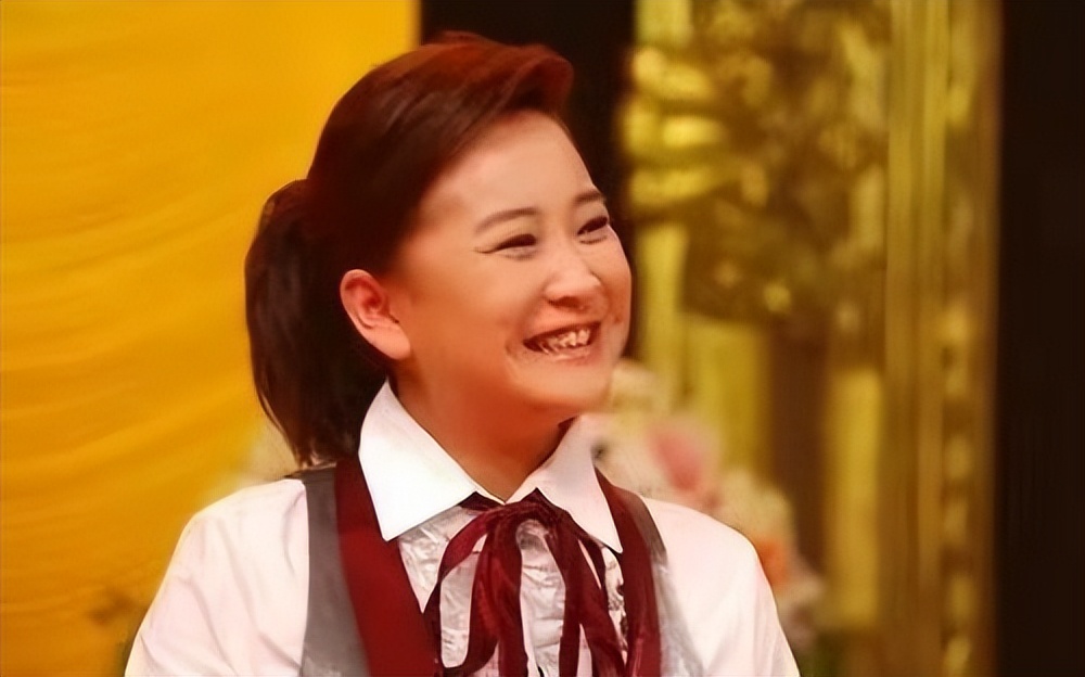 贾玲妈妈怎么去世的贾玲的成名史