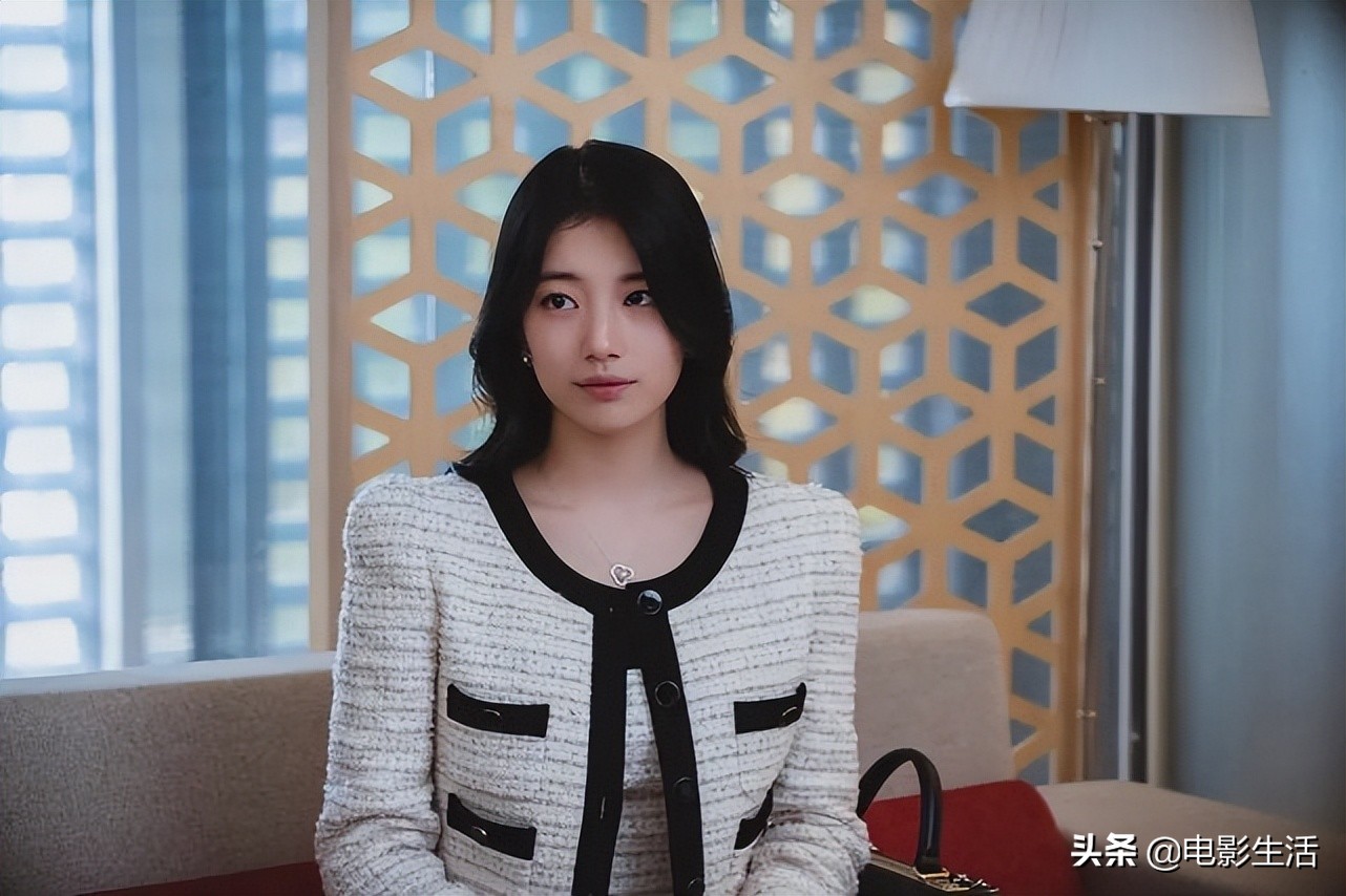 因撒谎偷走他人人生的刺激,被各媒体和广大观众赞之以电视剧版《寄生
