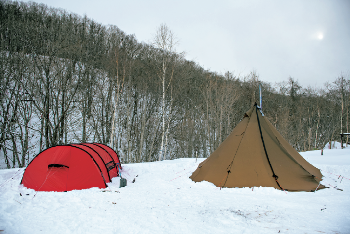 即使在冬季露营，也要注意保暖！雪地搭帐篷的诀窍，全天享受生活